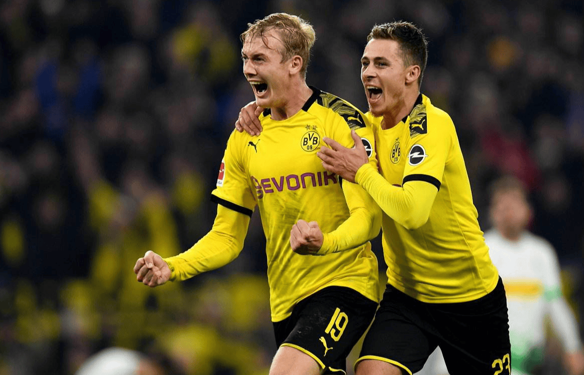 多特蒙德主场失利,球迷留下失望的泪水的简单介绍 多特蒙德主场失利,球迷留下失望的泪水的简单介绍