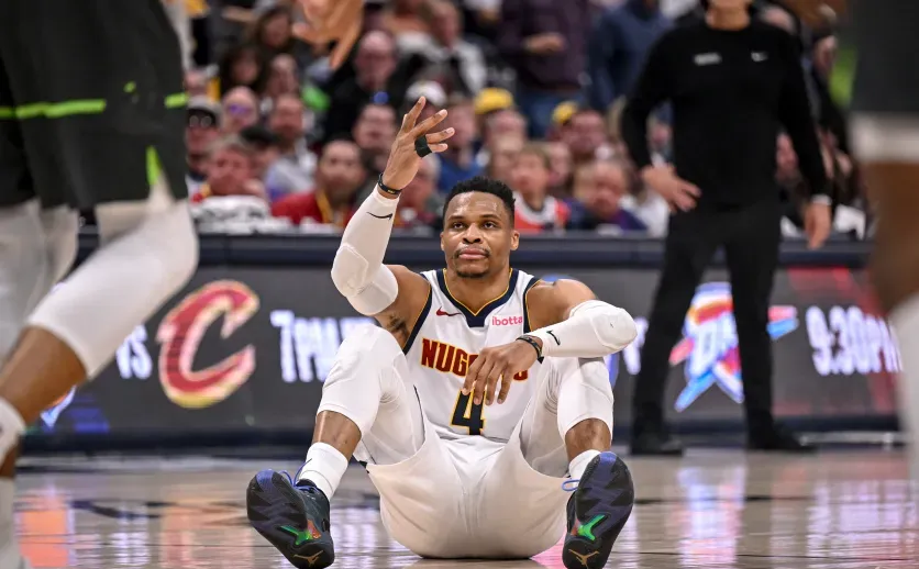 开云体育在线-火箭险胜勇士,威少最后时刻绝杀成功