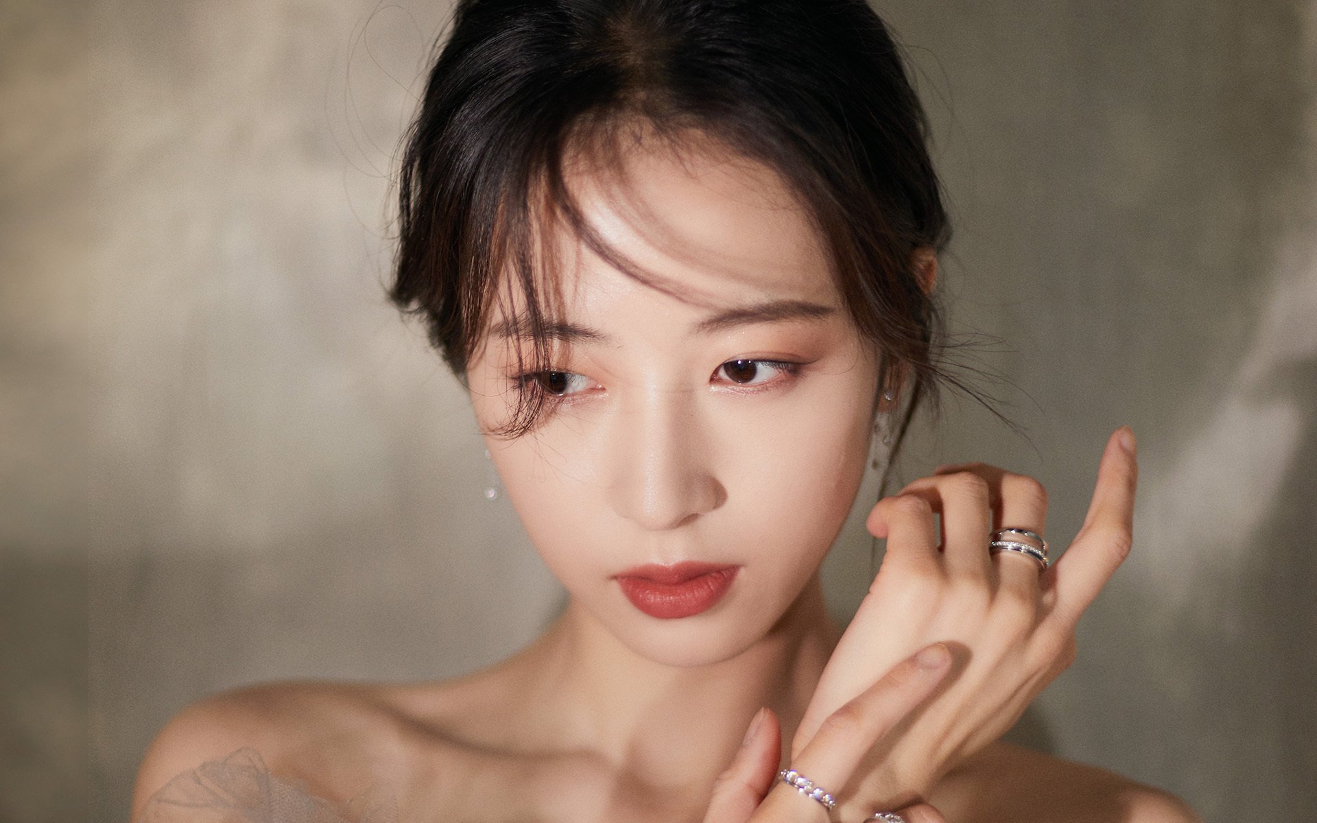 开云体育中国-枪手新星闪耀生死战 马丁内利爆发助阿森纳破咒莱比锡红牛