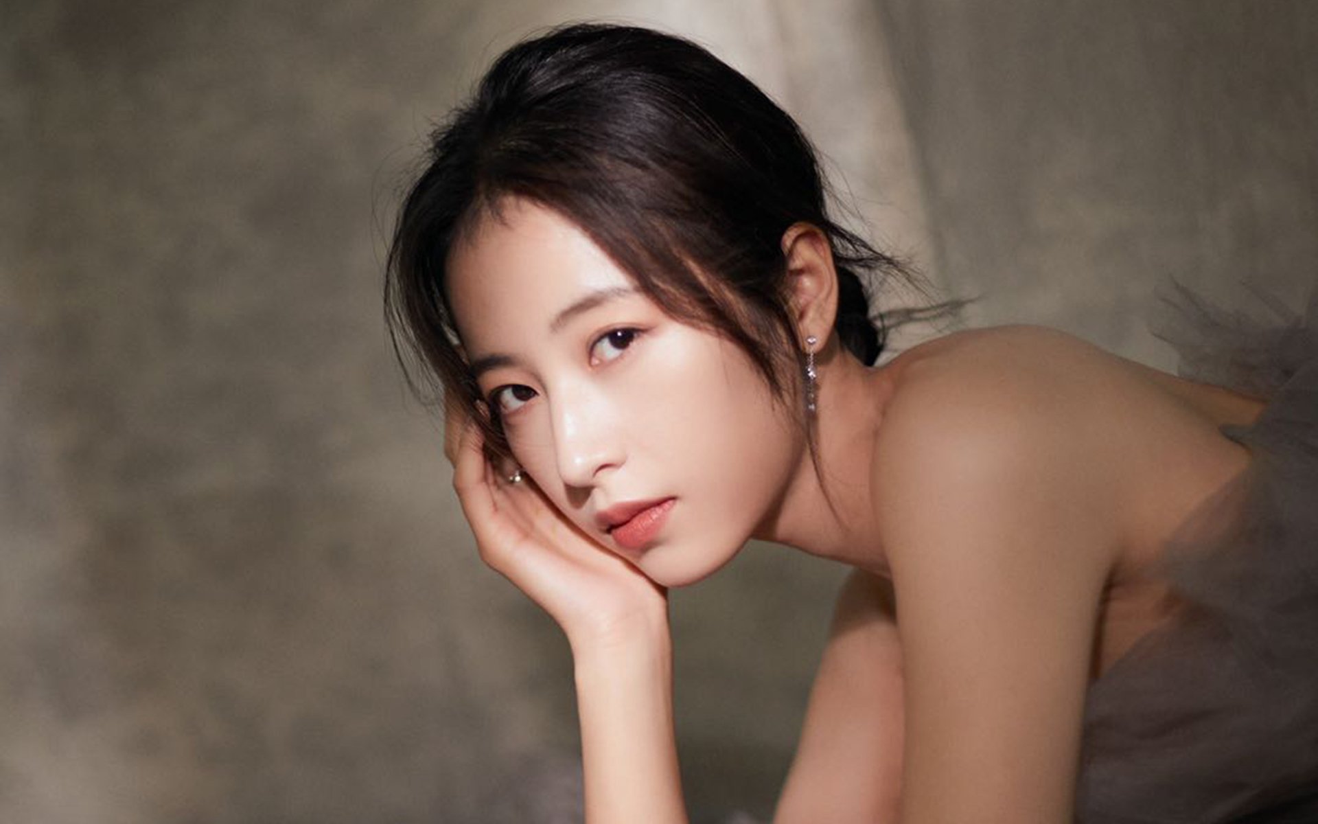 撕裂猛龙铁壁！利拉德关键先生本色尽显