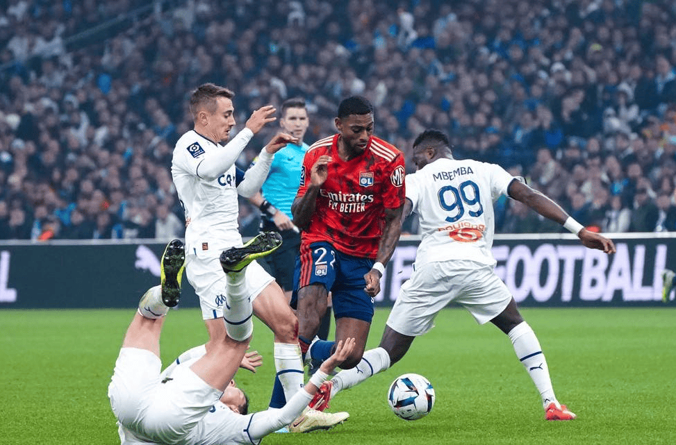 马赛节奏掌控塞维利亚,恩佐成为关键先生 马赛节奏掌控塞维利亚,恩佐成为关键先生