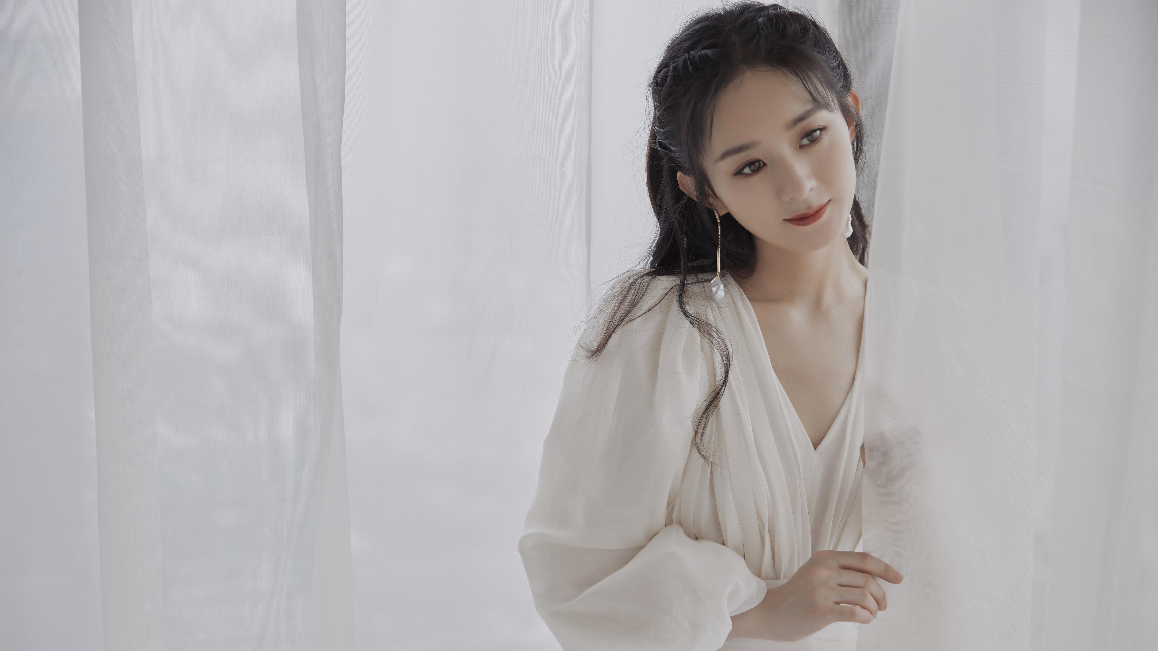 开云体育入口-F1新赛季揭幕战焦点，喀麦隆火力压制哥斯达黎加的赛道启示