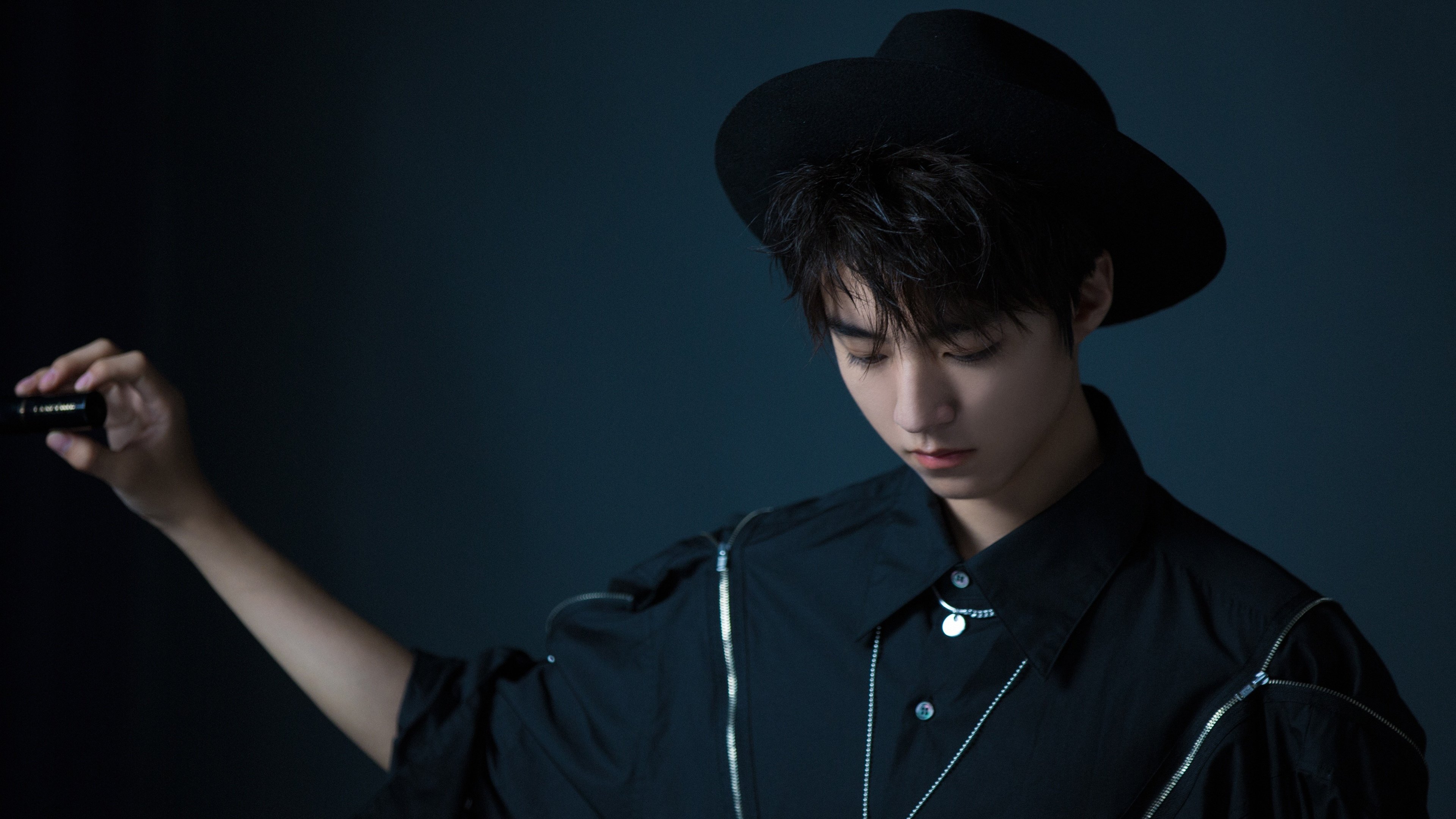 王子公园起义，维尼修斯爆发之夜，巴黎足球击溃卡塔尔金元叙事